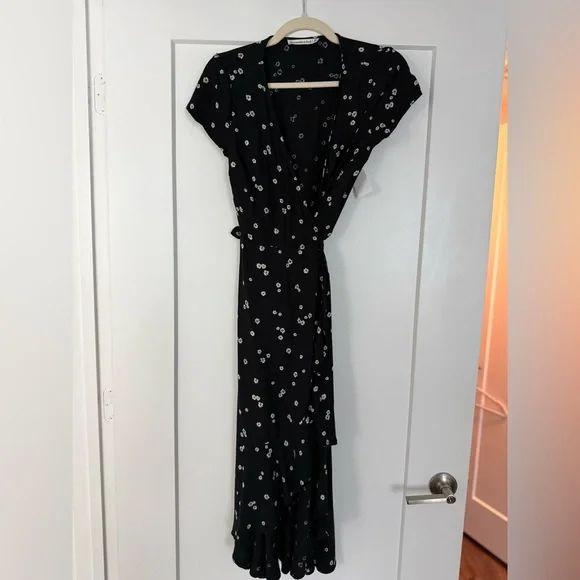 Abercrombie & Fitch Black Floral Wrap Dress - Picture 2 of 5